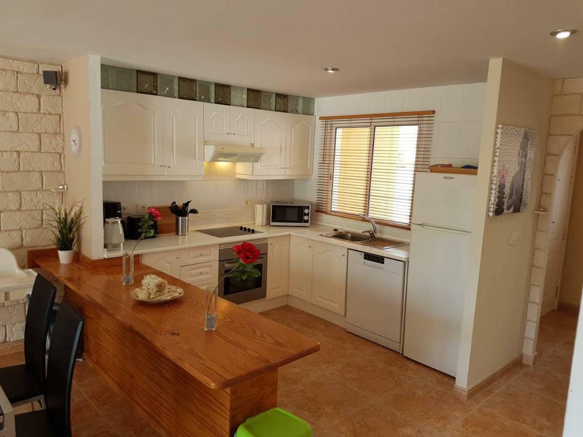 Villa Roque Del Conde With Fantastic Sea View, Terrace, Pool, Wifi, Sat-Tv, Garage Costa Adeje  Extérieur photo